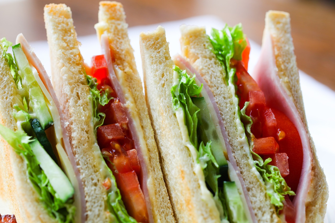 The Secret Sauce of Success: Essential Tips for Running a Sandwich Franchise