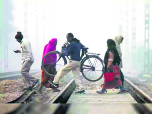 Chilling cold wave grips Hoshiarpur, causing disruption