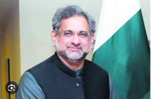 Any attempt to ‘manipulate mandate will result in unsustainable chaos’: Ex-Pak PM Abbasi