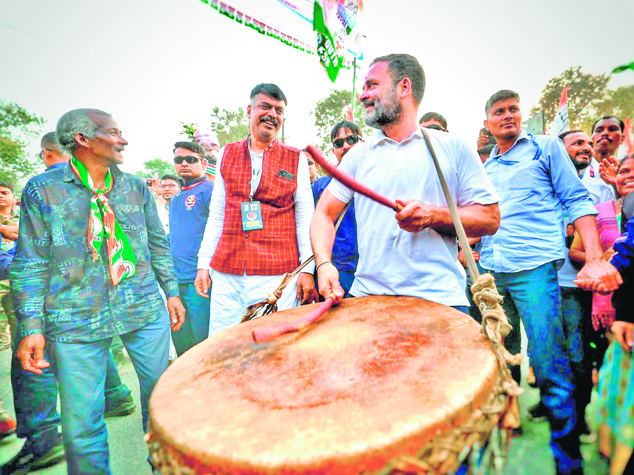 Rahul Gandhi resumes ‘Bharat Jodo Nyay Yatra’ from Prayagraj