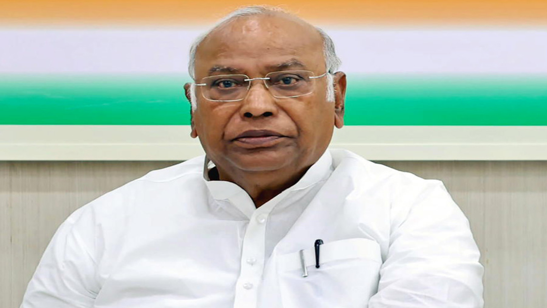 Mallikarjun Kharge slams Modi Govt. and says only Congress Govt can guarantee MSP for farmers