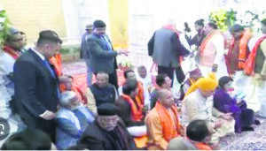 UP CM Adityanath leads ministers, MLAs in Ayodhya temple visit