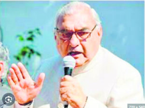 Government should find solution by talking to FARMERS: EX-CM HOODA