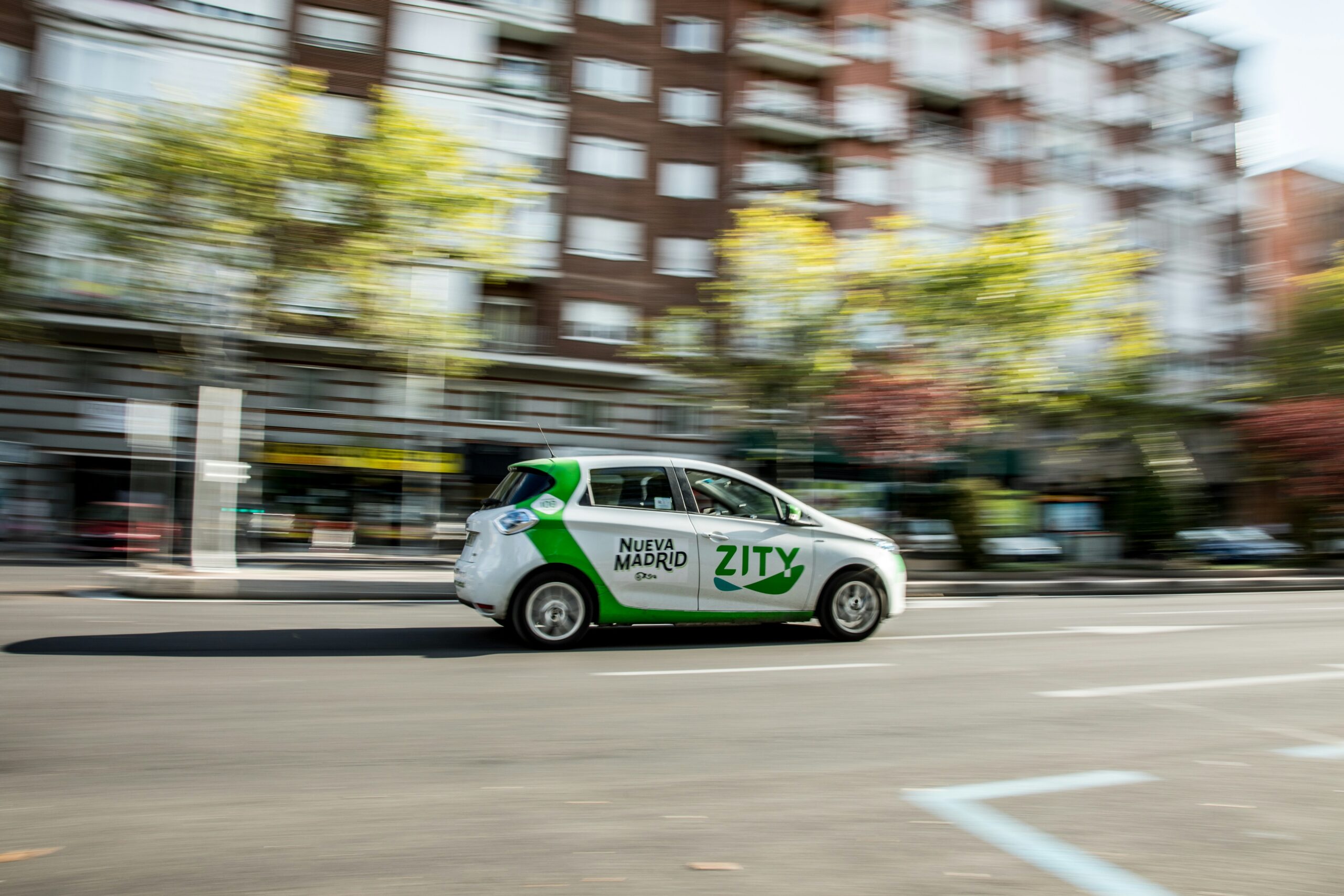 The Future of Taxi Transportation: Electric and Autonomous Cabs