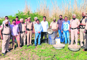 Excise dept recovers 11020 liters of Lahan and 5 liters of illicit distilled liquor