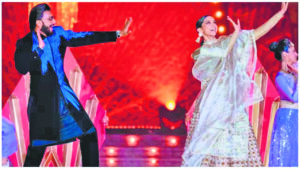 Deepika and Ranveer shake their legs on ‘Gallan Goodiyaan’ at Anant’s pre wedding