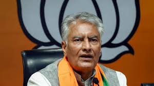 No money offered to AAP leaders for joining BJP: Sunil Jakhar