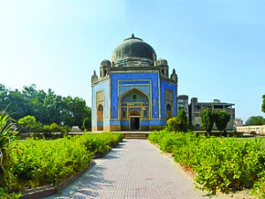 Pb & Hry HC seeks response from Punjab govt on preservation of Sadhna Kasai mosque