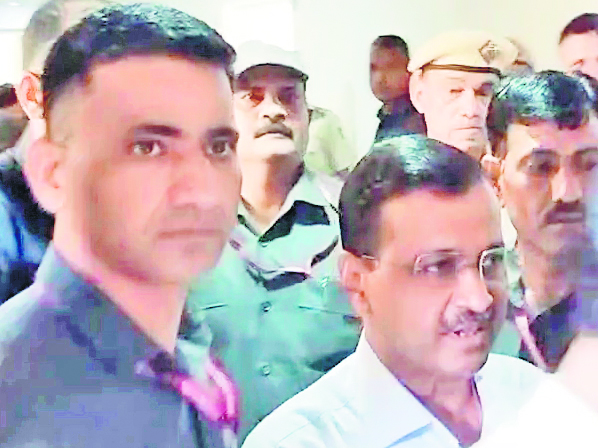 Political ambitions of AAP fall flat, Kejriwal tumbles into his own ditch