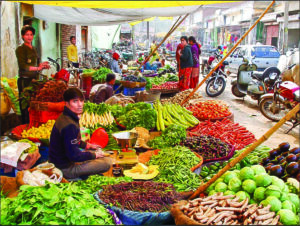 Retail inflation eases to 4.85% in March ’24, experts flag food price worry