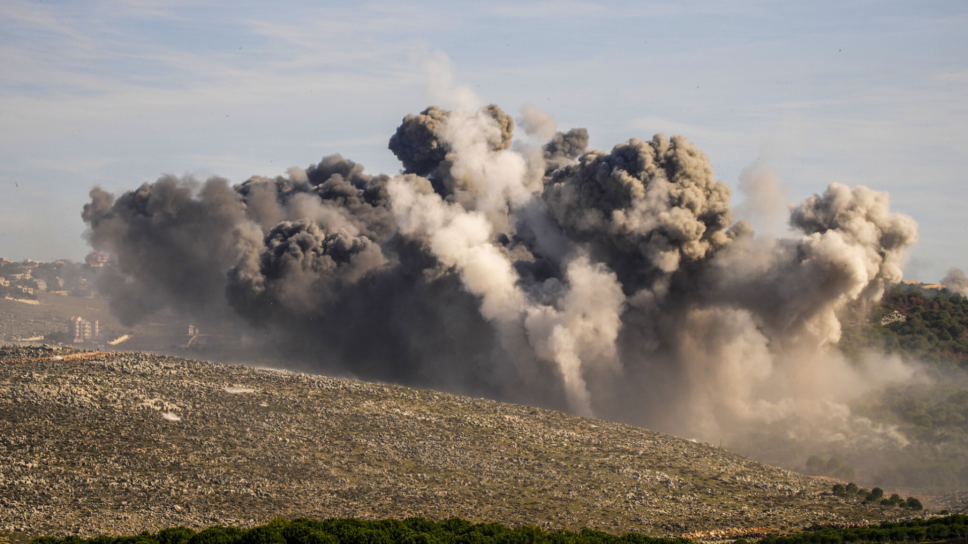 Israel strikes Hezbollah targets in southern Lebanon