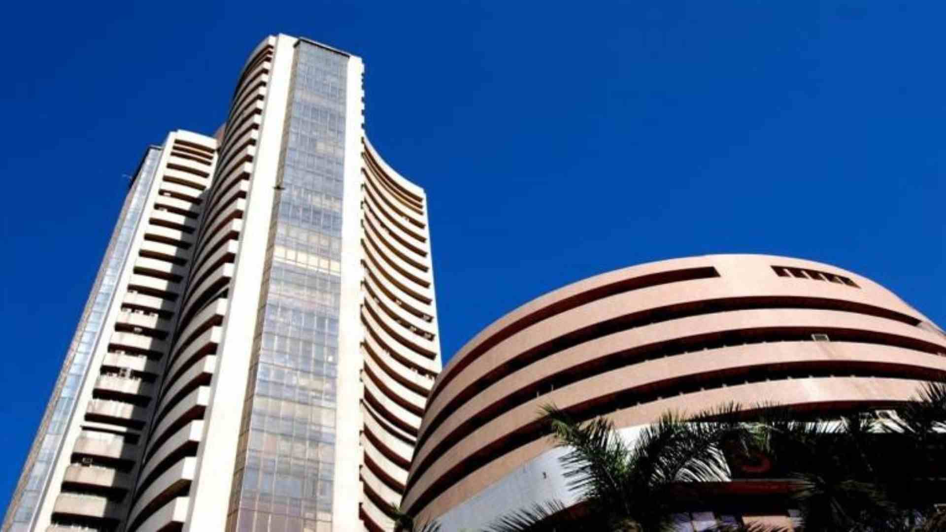 Sensex Falls More Than 1,500 Points Amid Rising US Recession Fears