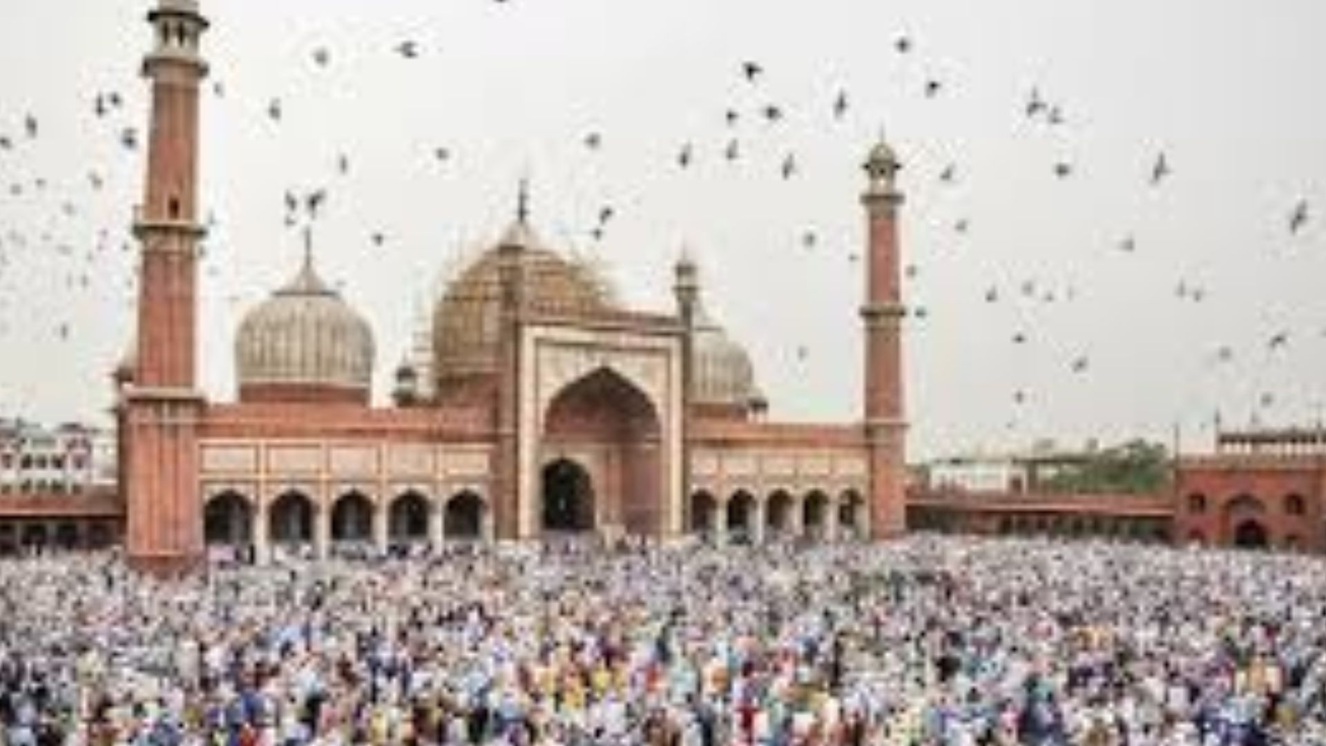 Eid-ul-Fitr festivities in full swing today at Nizamuddin, Jama Masjid