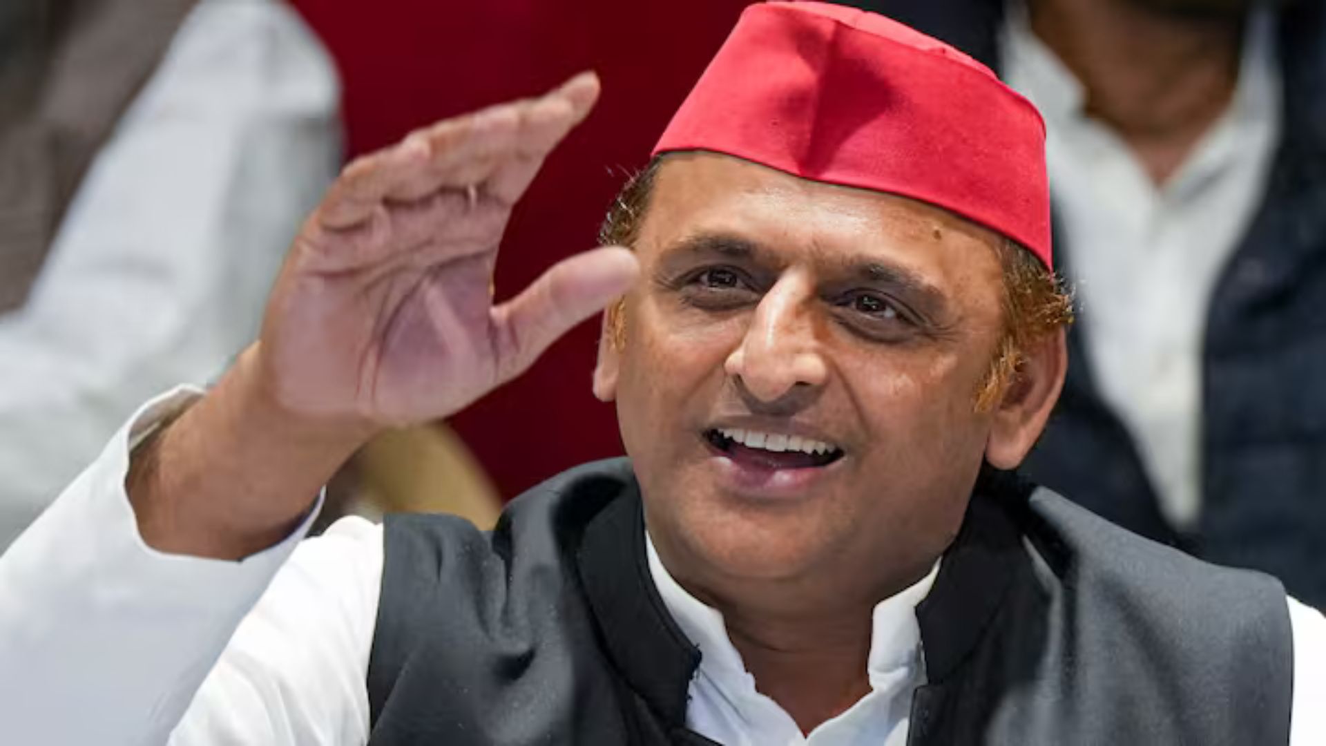 Akhilesh accuses BJP of targeting reservation system amidst LS polls