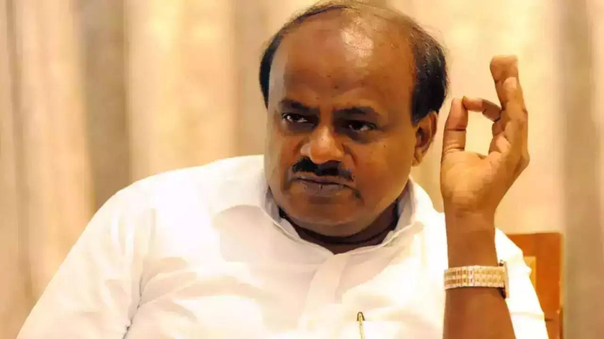 Kumaraswamy Urges CBI Probe into Revanna Prajwal Video Case