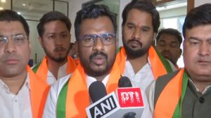 Congress Leader Vikram Ahake Joins BJP Before Lok Sabha Polls