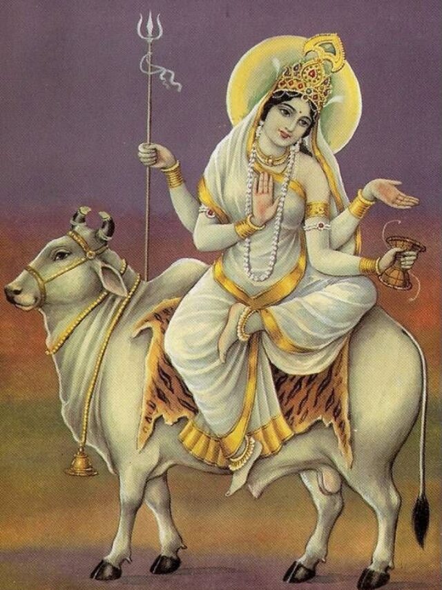 NAVRATRI DAY 1 –
GODDESS SHAILPUTRI