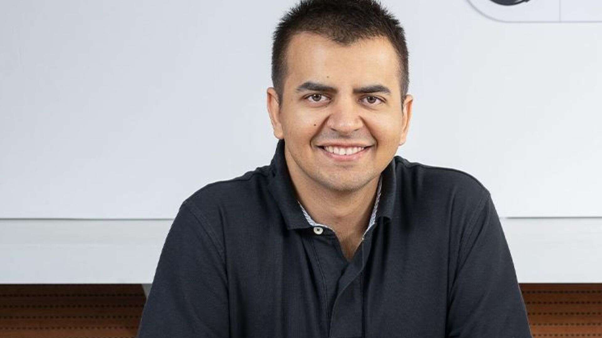 Ola's Bhavish Aggarwal Idea To Replace Dollar Sign With Rupee