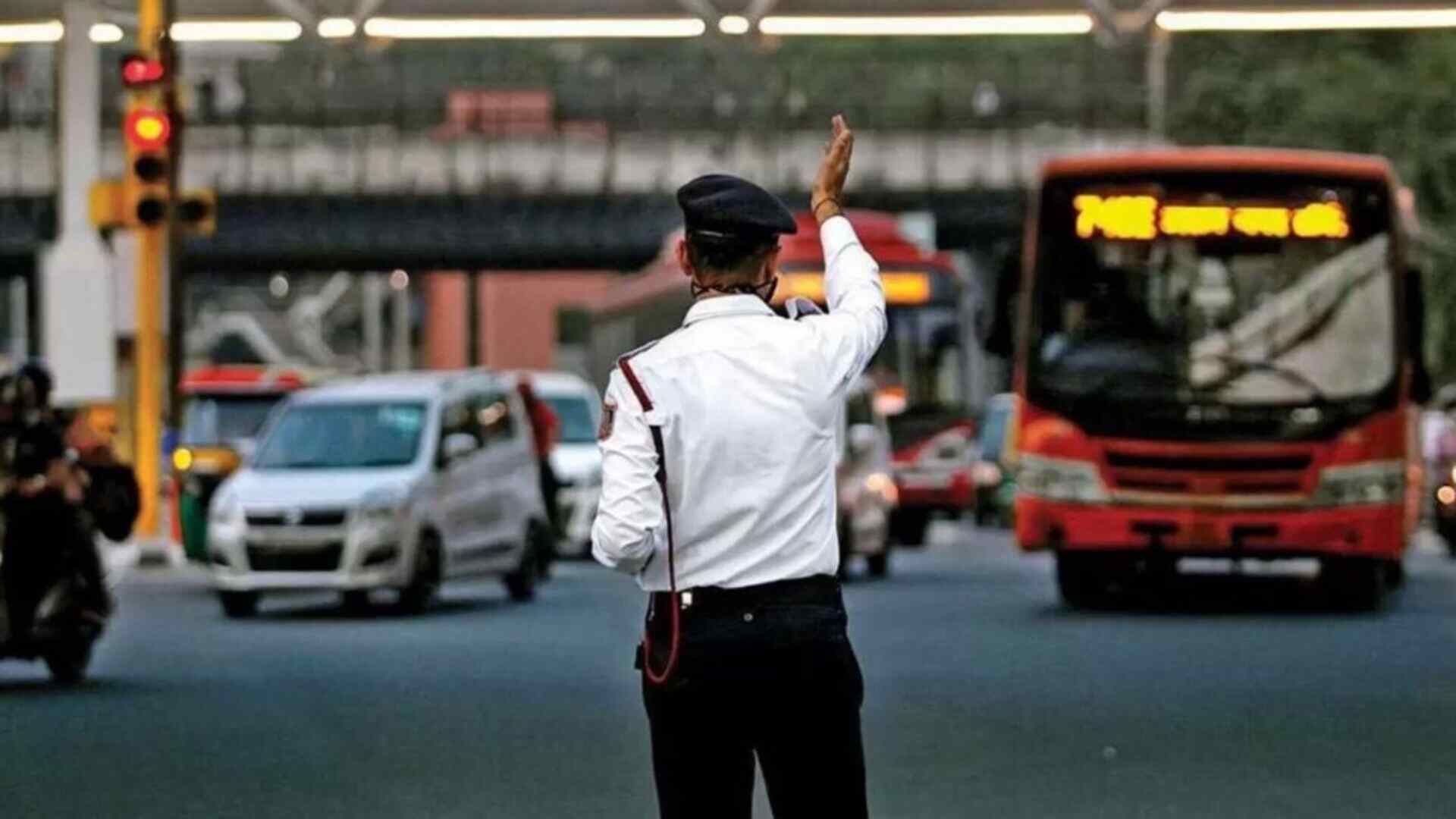 Delhi Traffic Police Allows Travellers to Waive or Reduce Challans Here’s How?