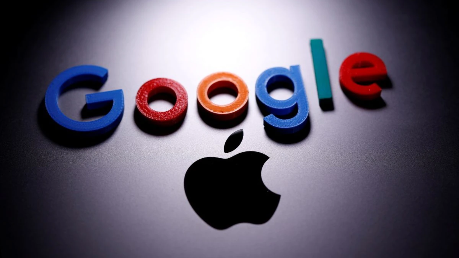 Google's substantial payments to Apple, totaling USD 22 billion in 2022 alone, to maintain its position as the default search engine on Safari browsers across Apple devices such as iPhones, iPads, and Macs.