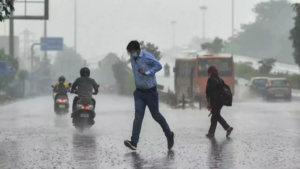 IMD Issues Yellow Alert as Rain Expected in Delhi for Next 6 Days