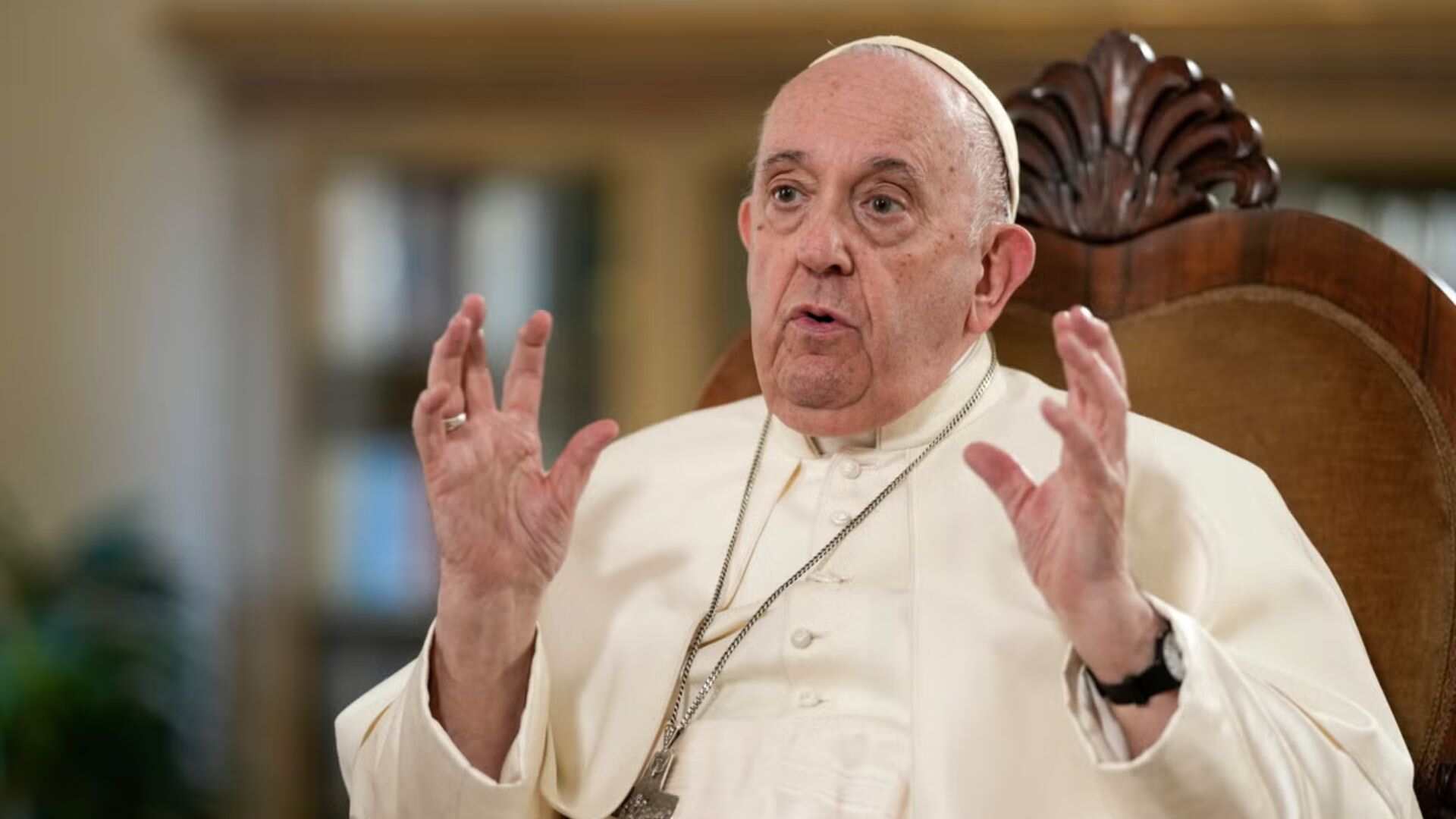 Italian Media: Pope Uses Vulgar Italian Words For LGBT People