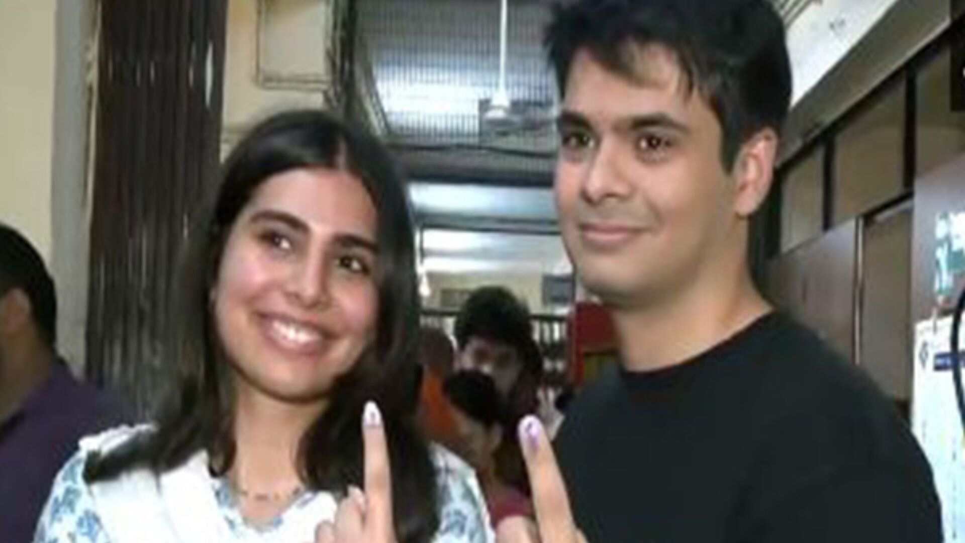 LS Polls 2024: Congress’ Priyanka Gandhi Vadra’s Children Cast Their Votes In Delhi