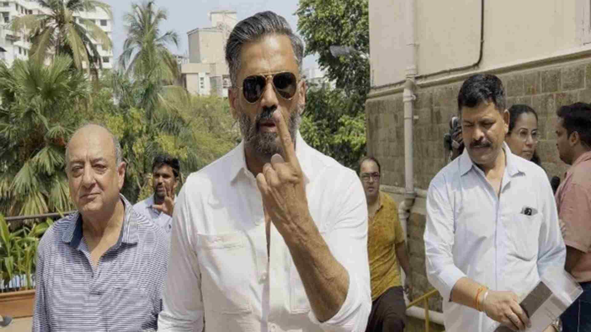 Lok Sabha Elections 2024: Suniel Shetty Casts Vote In Mumbai