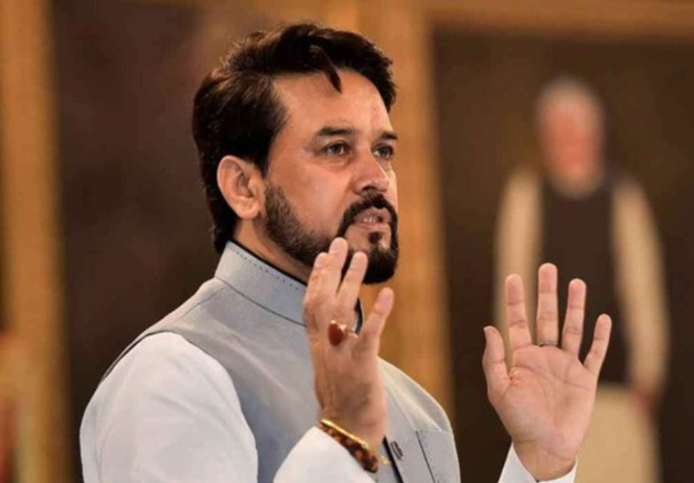 Anurag Thakur Challenges Akhilesh Yadav with Old Video on Caste Question