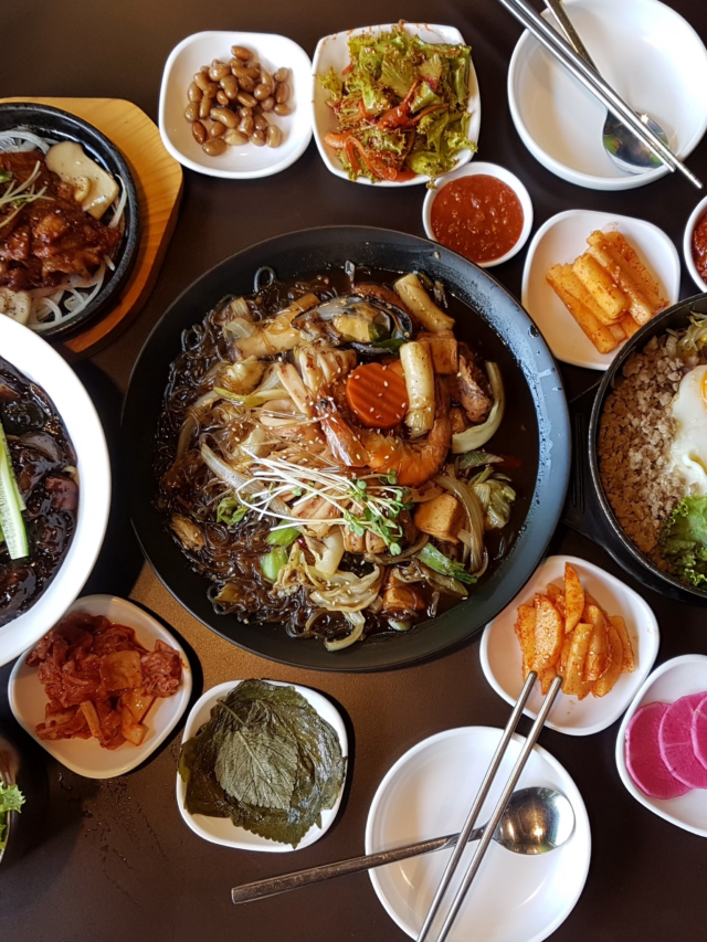 10 Must-Try Korean Dishes