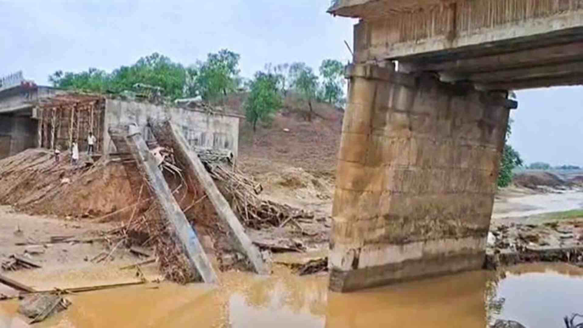 Watch: Portion Of Under Construction Bridge Collapses In Jharkhand’s Giridih