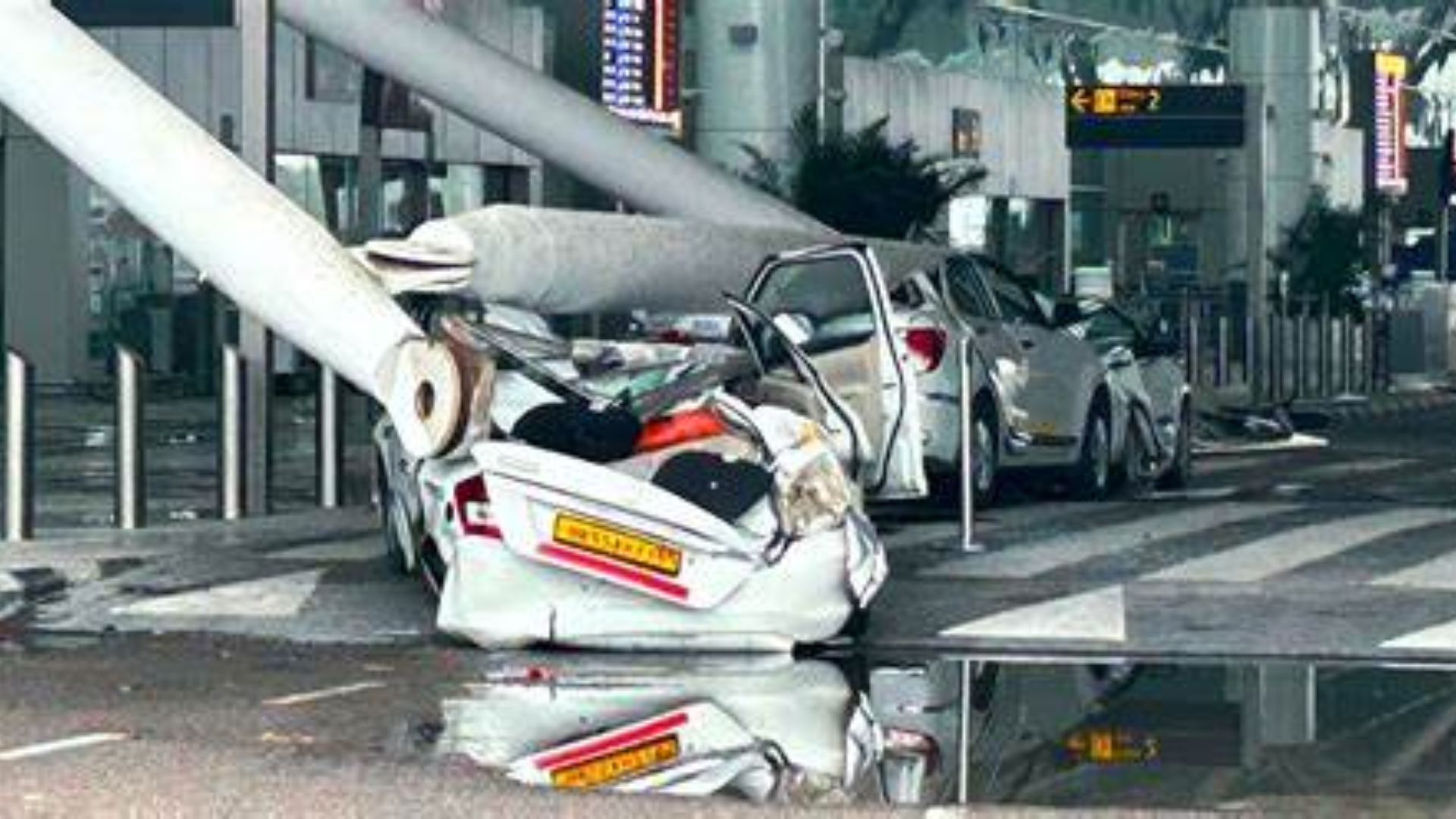 Delhi Airport Canopy Collapse: Minister Assures Refunds, Fare Stability