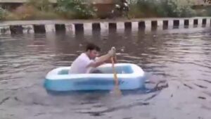 Watch:  BJP Councillor Rows Boat Through Waterlogged Delhi Streets Amid Severe Rainfall