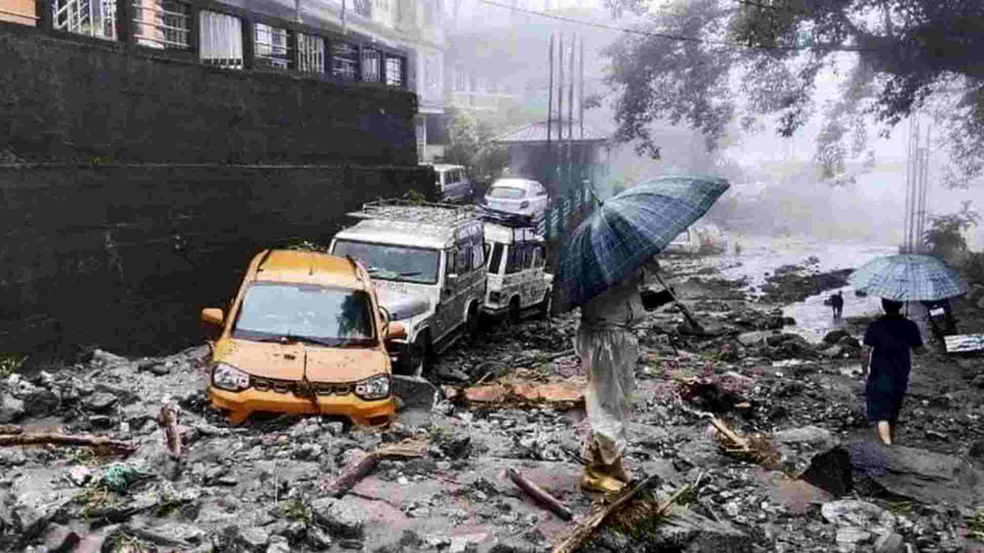 Sikkim Floods: Stranded Tourists Evacuated By Sunday Amid Heavy Rainfall Chaos