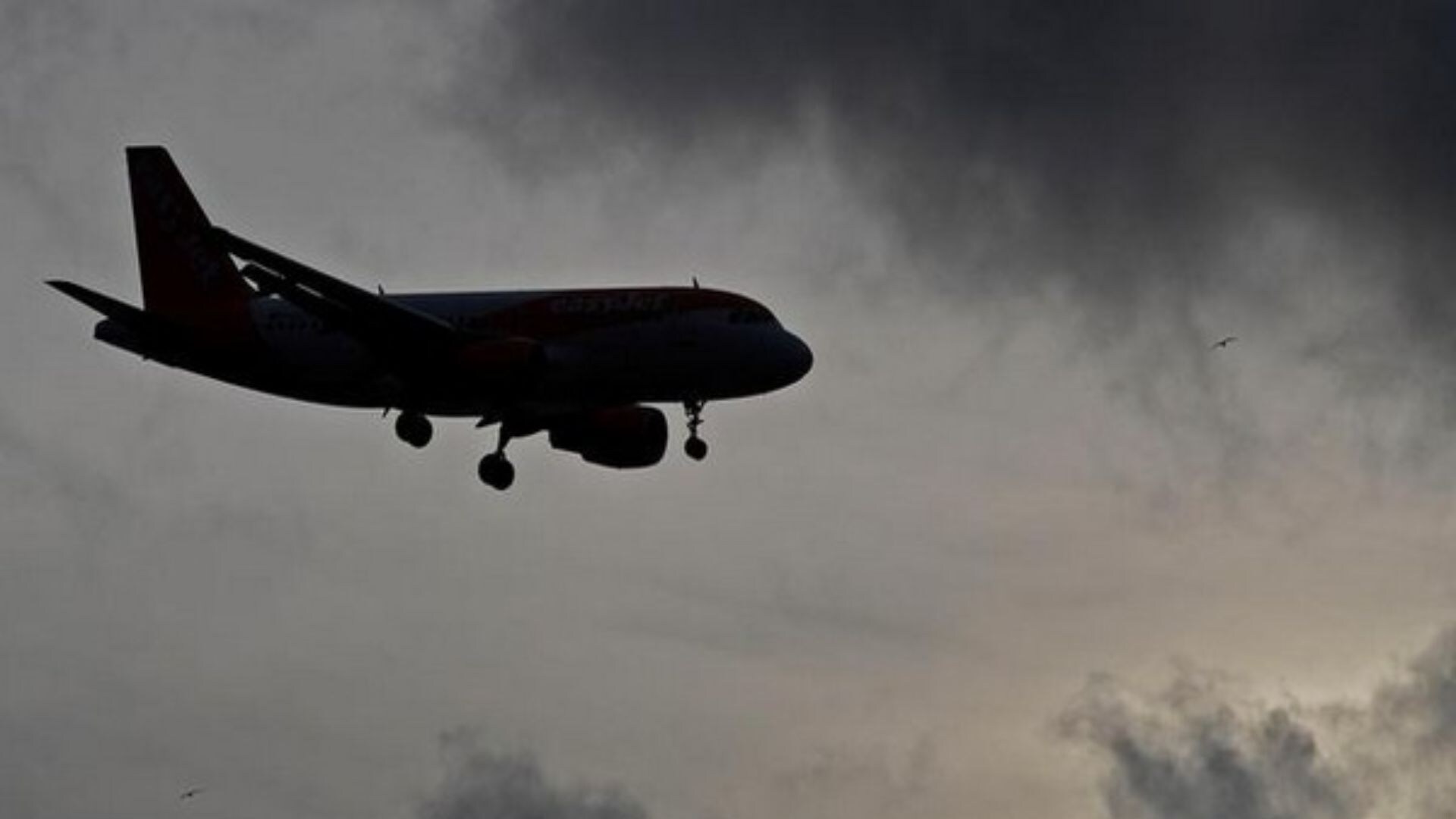 DGCA De-Rosters Mumbai ATC Officer Following Near-Miss Incident On Runway