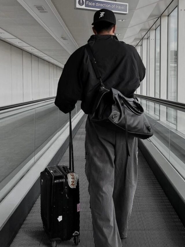 6 Clothing Items To Avoid Wearing At The Airport