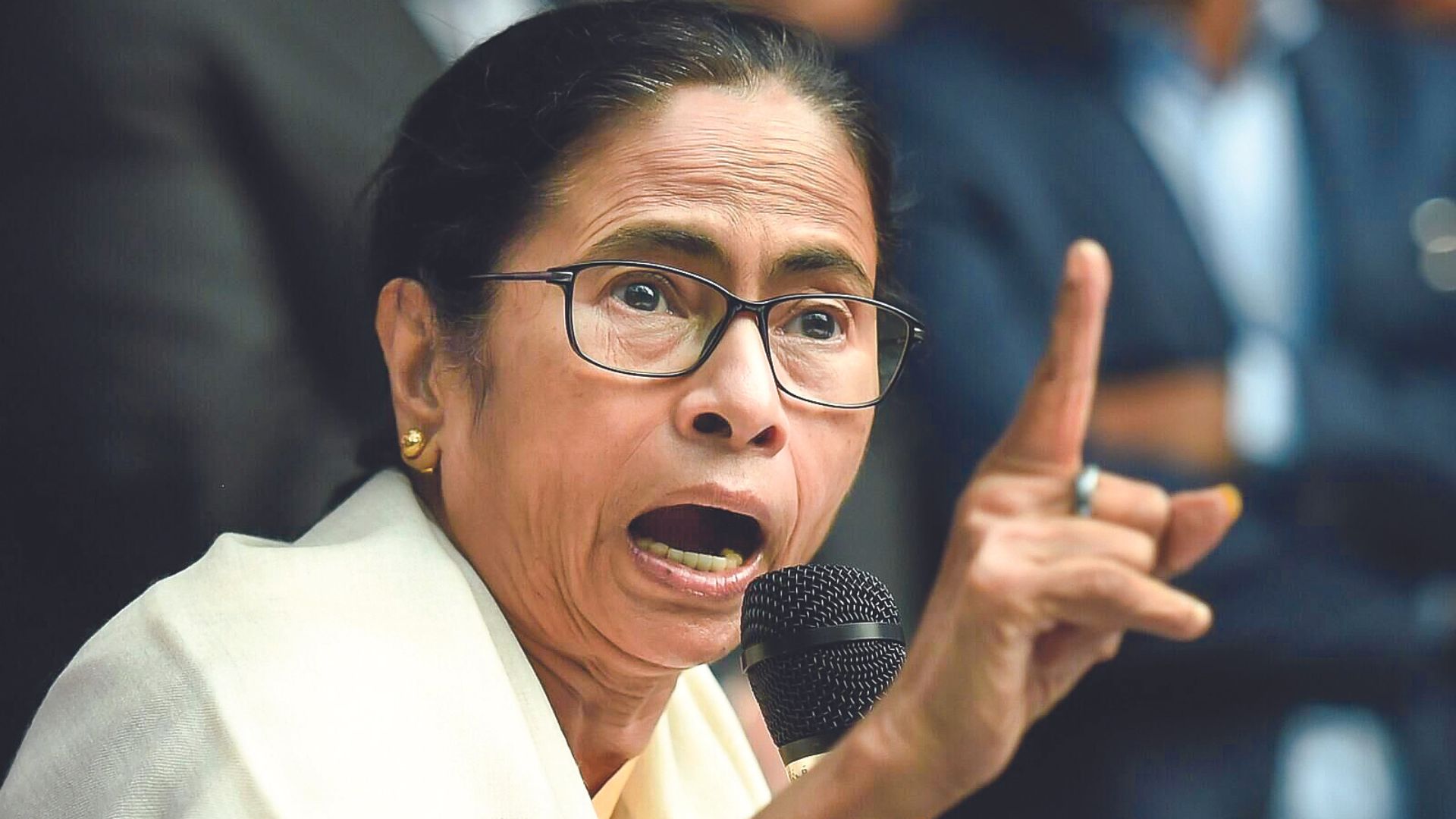 Mamata backtracks on eviction of encroachers