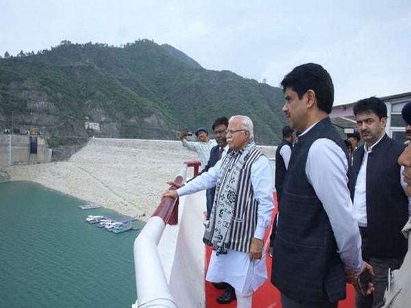 Union Minister Visits Tehri Hydro Power Complex (PC: Ministry of Power\ANI)