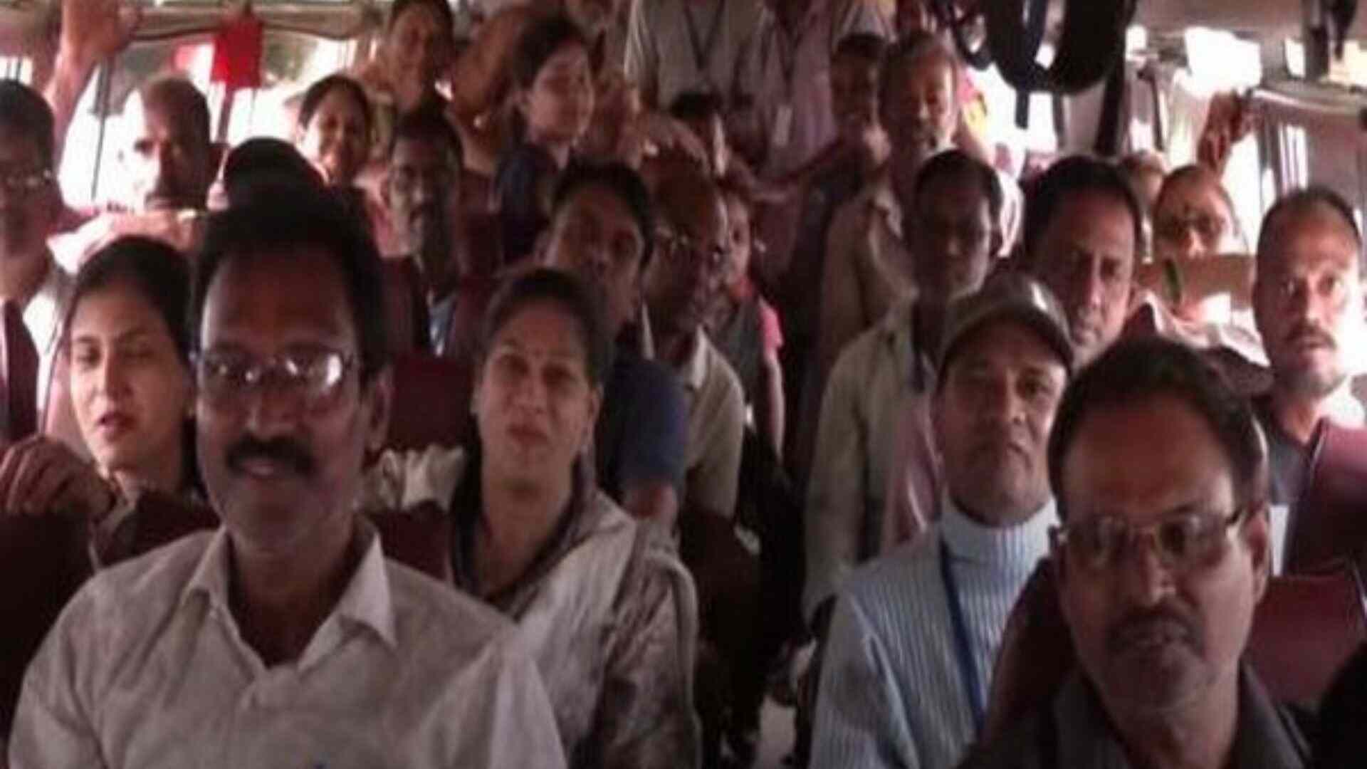 Another Batch Of Pilgrims Leave From Pantha Chowk For Amarnath Yatra