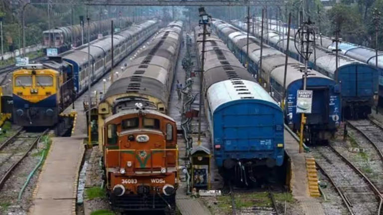 Heavy Rainfall Halts Train Services In Thane