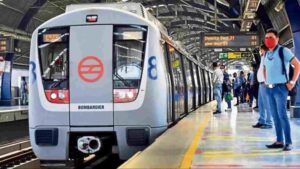 VIDEO: Senior Citizen Jumps In Front Of Train At Delhi Metro Station