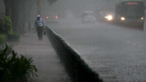 IMD Issues Red Alert For Central Maharashtra Till July 16