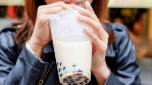 The Hidden Health Risks Of Drinking Bubble Tea Frequently