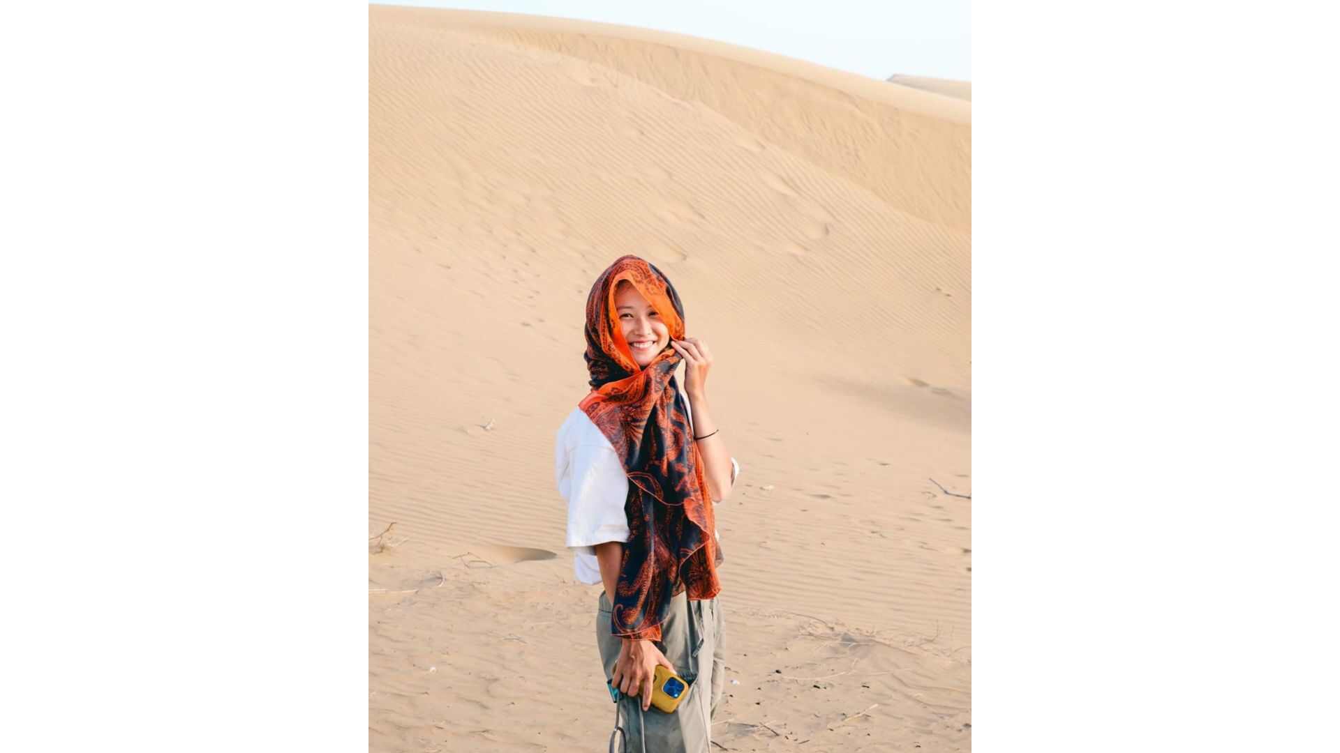 Japanese tourist Tapi in Jaisalmer, Rajasthan (Instagram: /@tapitravel__)