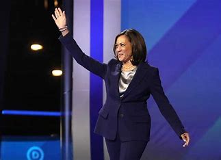 Kamala Harris Calls Herself 'President' Accidentally, Crowd Cheers In Response: Watch