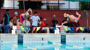 Anushka Sharma Breaks State Record, Wins 200m Breaststroke Gold