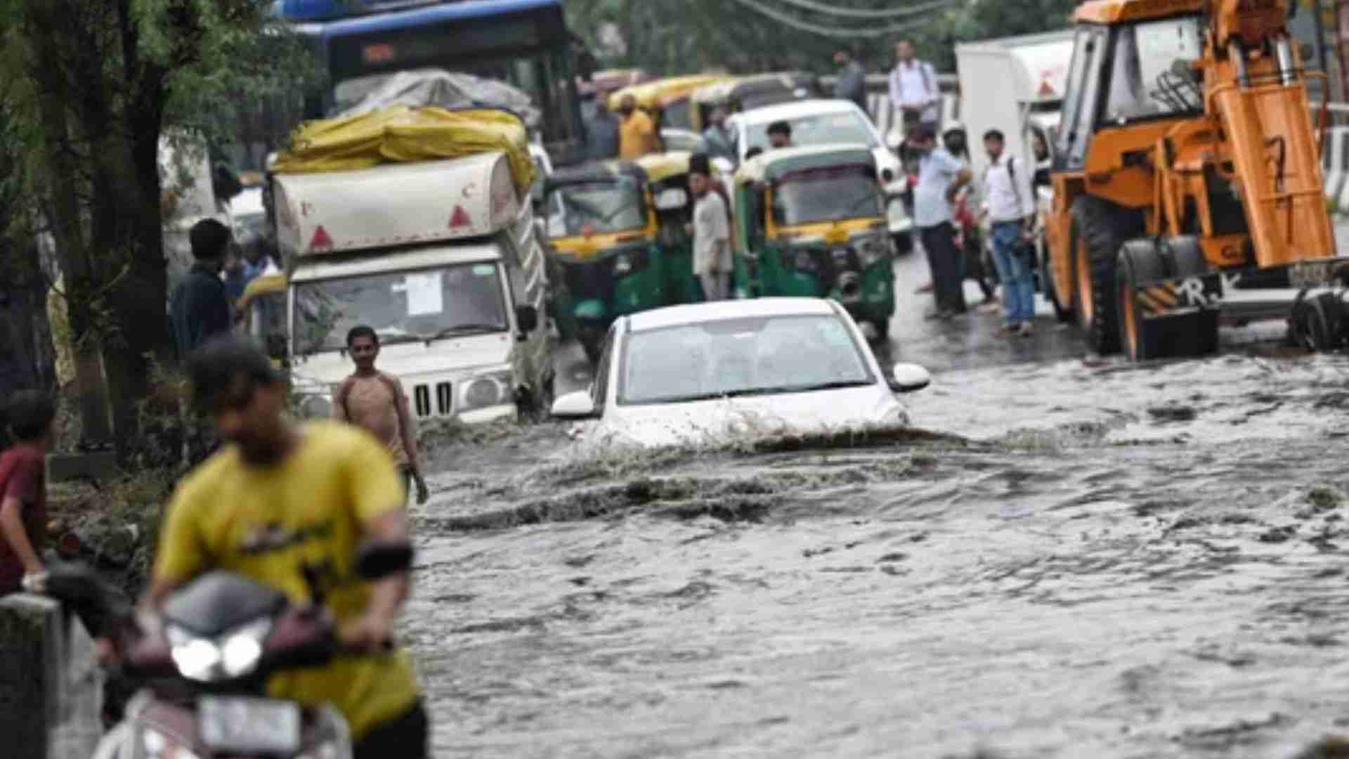 More Rain Expected In Delhi: Police Warns Against Using Rohtak Road