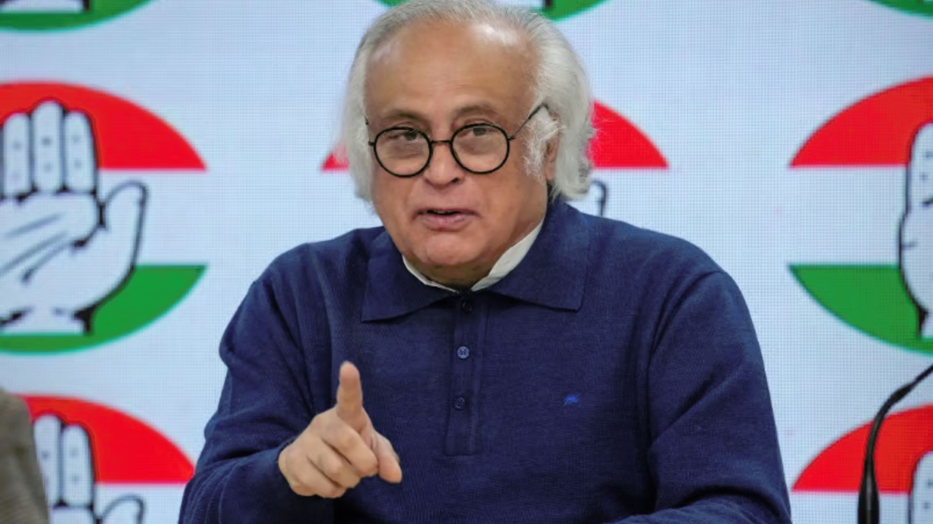 Jairam Ramesh Criticizes Centre: Claims Middle Class Shoulders Heavier Tax Burden Than Corporates