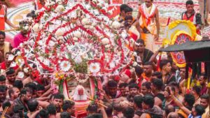 Lord Balabhadra Idol Falls On Servitors During Puri Rath Yatra, 7 Injured