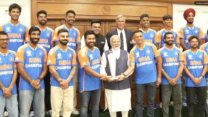 PM Modi Poses With India’s T20 World Cup Champions In Delhi | Watch Here